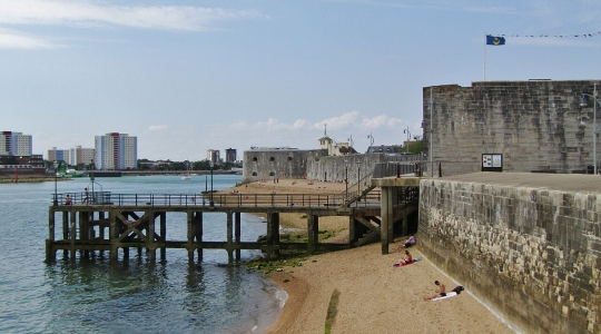 Old Portsmouth - Jetty by Colin Smith, CC BY-SA 2.0