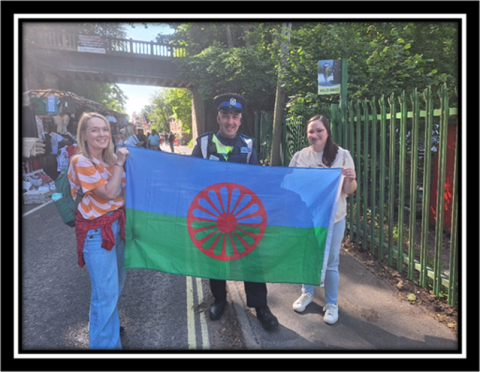Tremlett with members of ‘Cushty Pompey’ at Wickham Horse Fair, May 20th 2025. Pictured in the middle is Stephen Hull, from a Showmen background who is also an award-winning  police community support officer and attends such events as a Liaison Officer