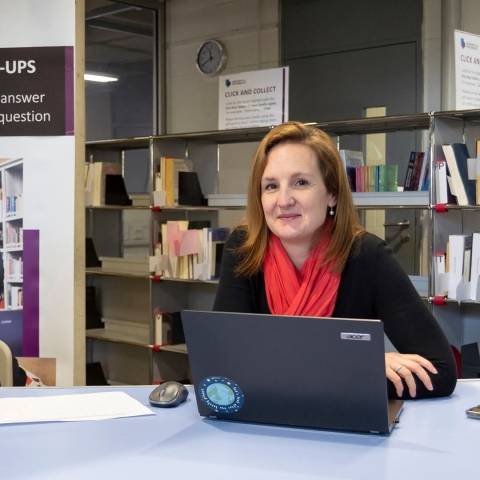 Photograph of Hannah Porter, Faculty Librarian - Business